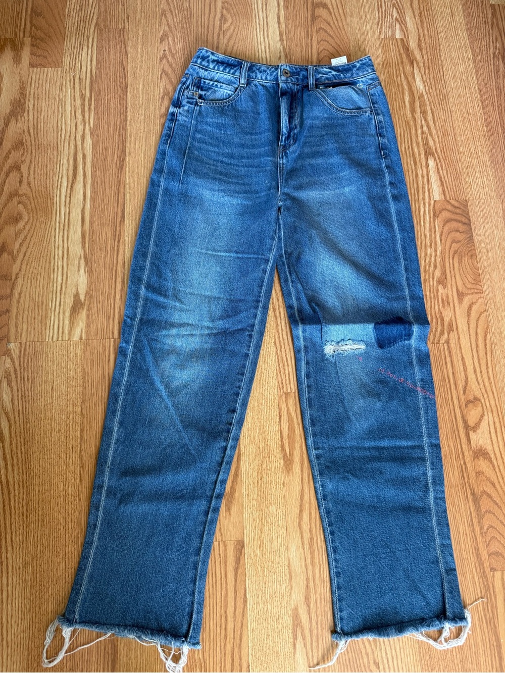 Only women Blue Relaxed Straight Jeans with Distressed Patch
